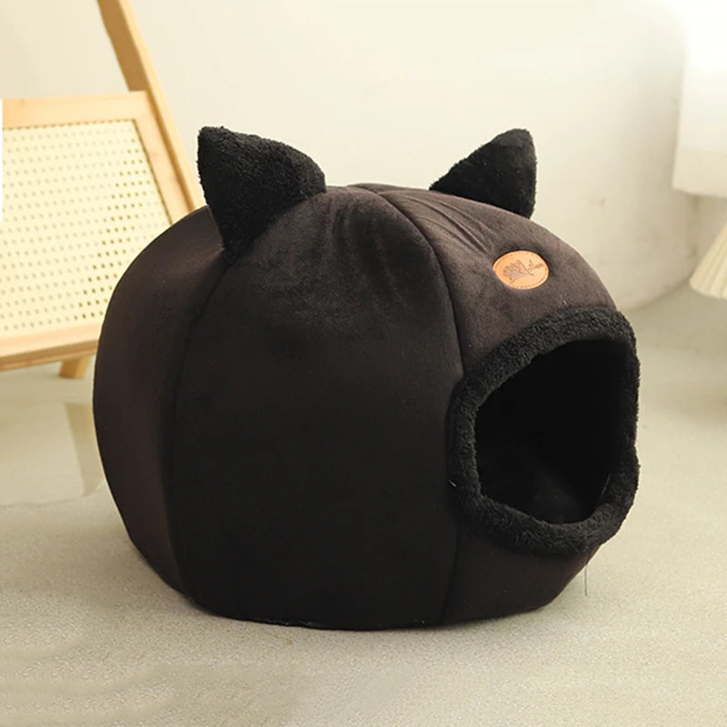 Deep Sleep Winter Cat Bed